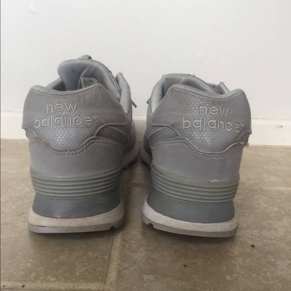 New Balance Tennis Shoes - Picture 6 of 7